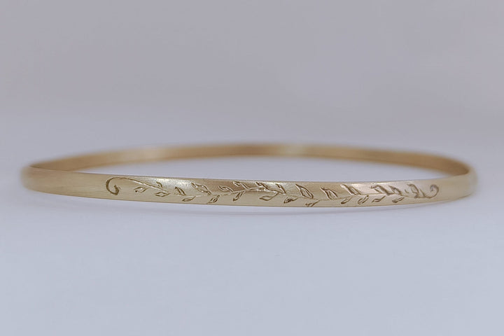 14K Solid Gold Leaf Engravings Womens Bangle, Design Moroccan bracelet, Gift for her