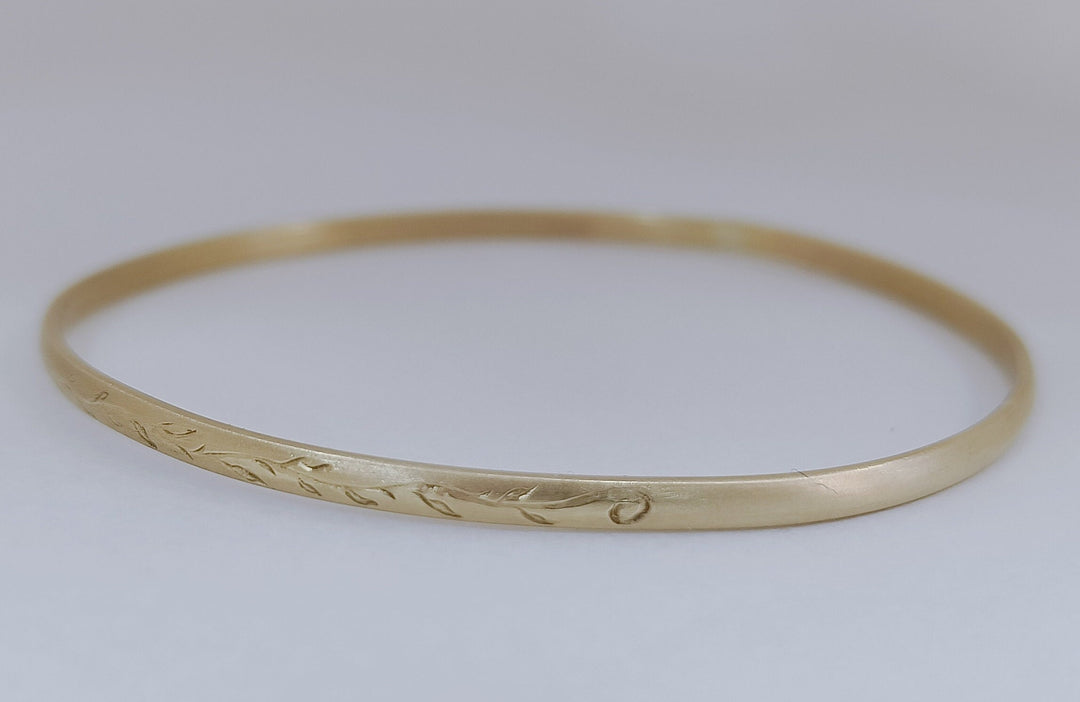 14K Solid Gold Leaf Engravings Womens Bangle, Design Moroccan bracelet, Gift for her