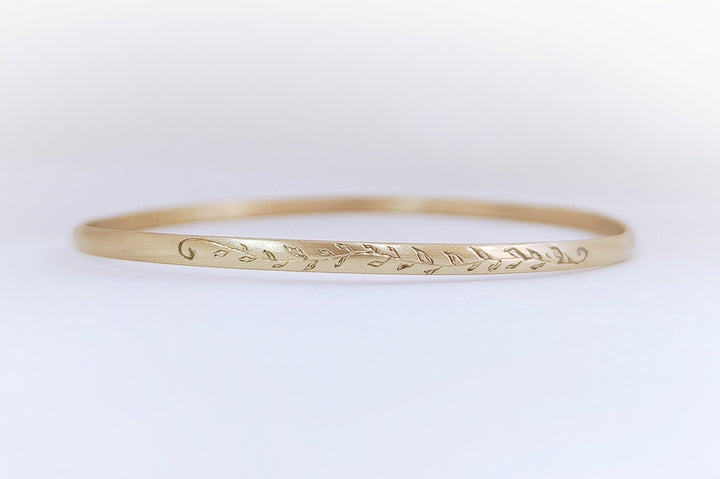 14K Solid Gold Leaf Engravings Womens Bangle, Design Moroccan bracelet, Gift for her