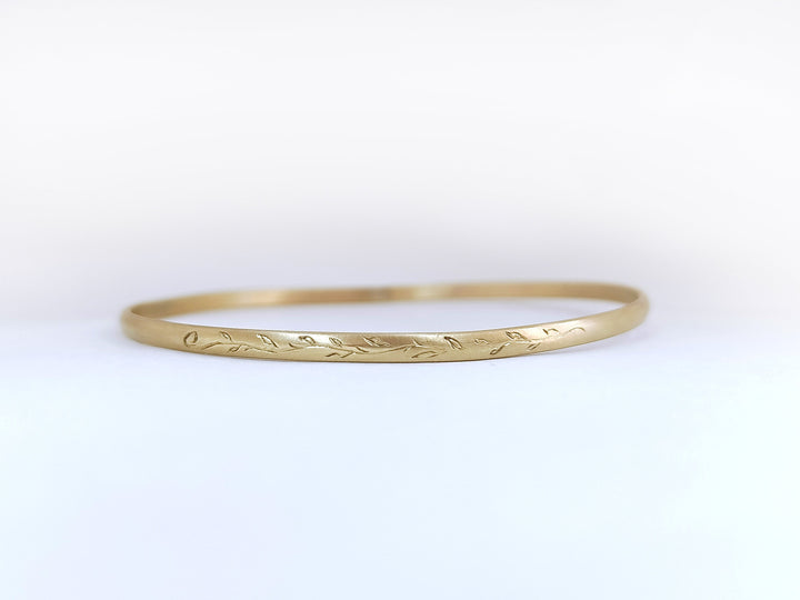 14K Solid Gold Leaf Engravings Womens Bangle, Design Moroccan bracelet, Gift for her